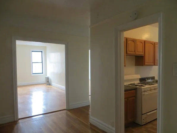 2148 Barnes Ave APT 112, Bronx, NY 10462