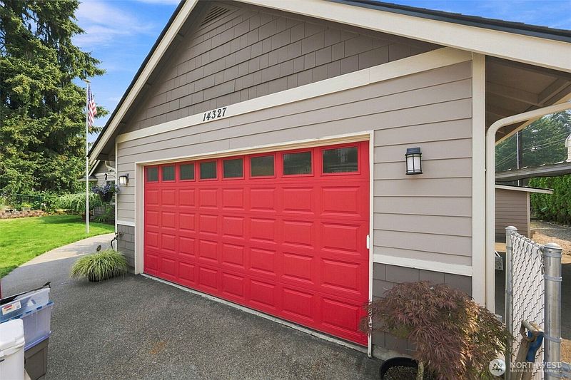 3rd image of 14327 106th Avenue Ct E