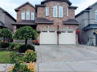 2211 Old Rutherford Rd, Vaughan, ON L6A1Z7