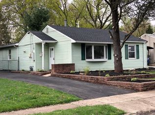 27 Downing Rd, Ewing, NJ 08628