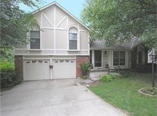 4702 NW 82nd Ter, Kansas City, MO 64151