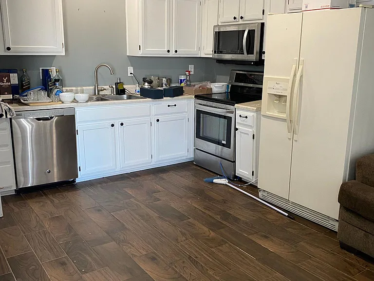 17628 W 111th Pl — Photo 11