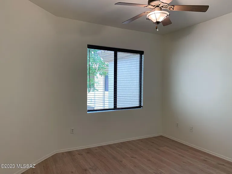 2550 E River Rd #3203 — Photo 9