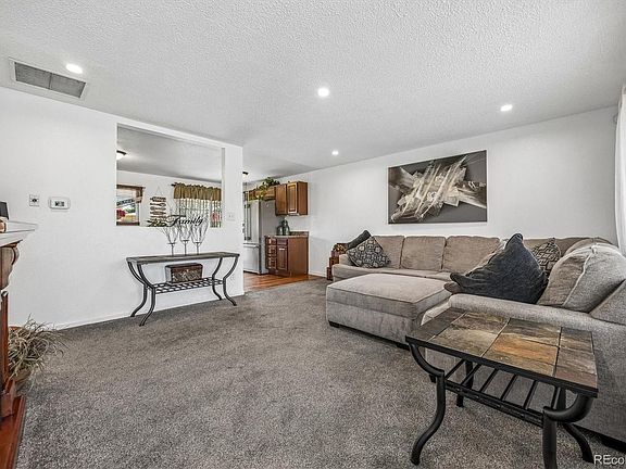 4th image of 8248 Pearl Street