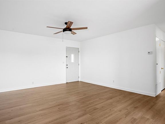 4th image of 255 Yosemite Drive