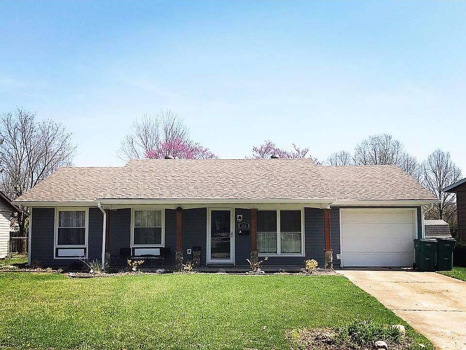 1st image of 704 N Madison Dr