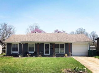 704 N Madison Dr, O'Fallon, IL 62269