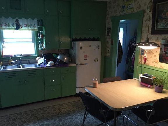 3rd image of 6246 375th St