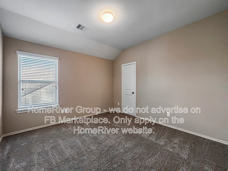 1746 Kilmory Ct — Photo 14