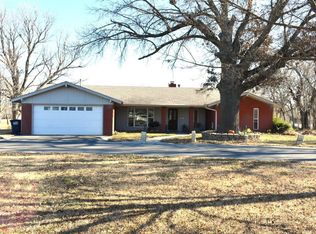 731 N Oakwood Rd, Enid, OK 73703
