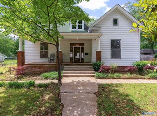 504 East St, Athens, AL 35611