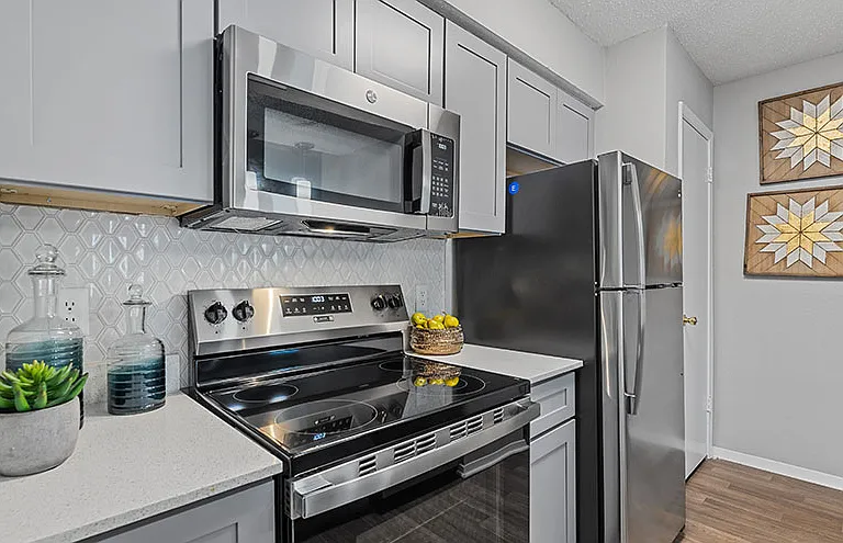 The Oakley Apartment Homes — Photo 1
