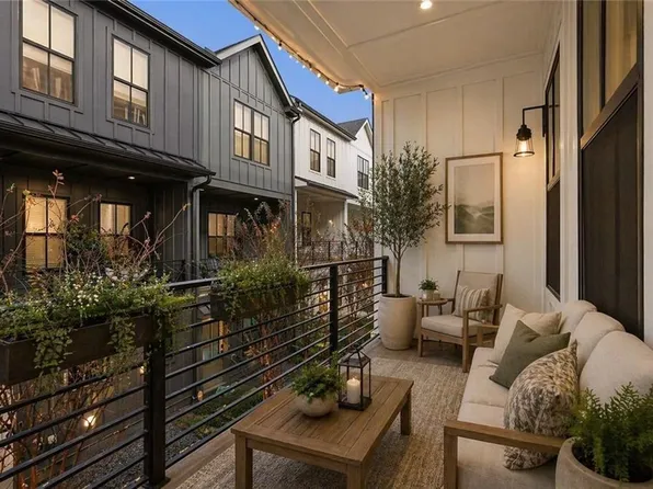 193 Chestnut Cir NE #38, Atlanta, GA 30342