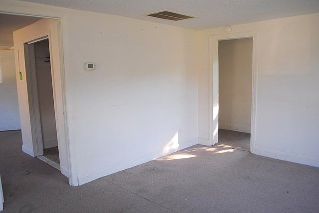 2nd image of 1506 College St