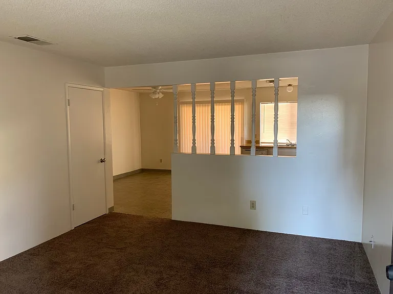 3013 N Half Moon Dr — Photo 3