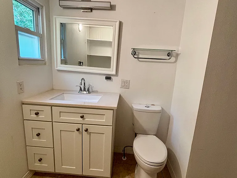 3384 Memory Ln — Photo 8