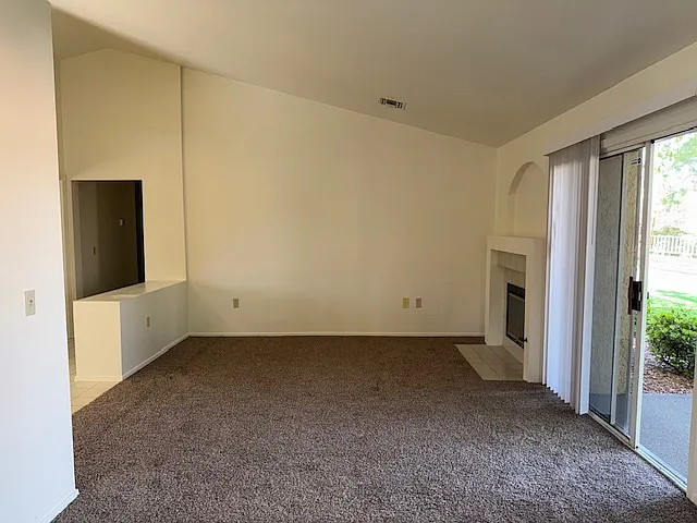 9028 Starmount Dr — Photo 8