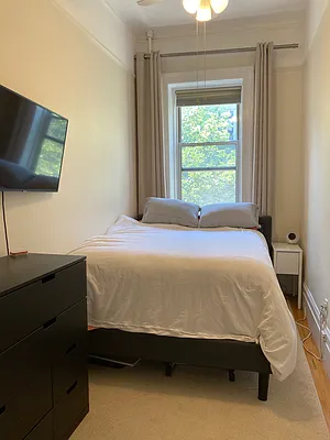 Rented by Apartments by Us | media 33