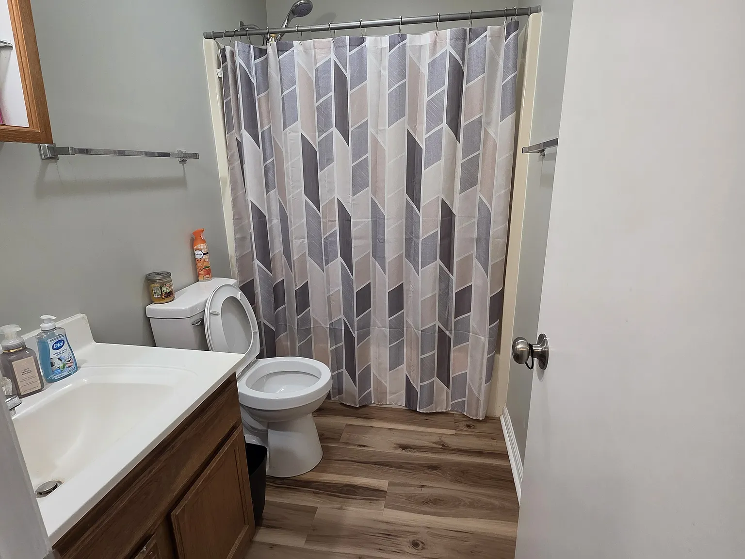 2 bed, 1.5 bath, $1,100 — Photo 4