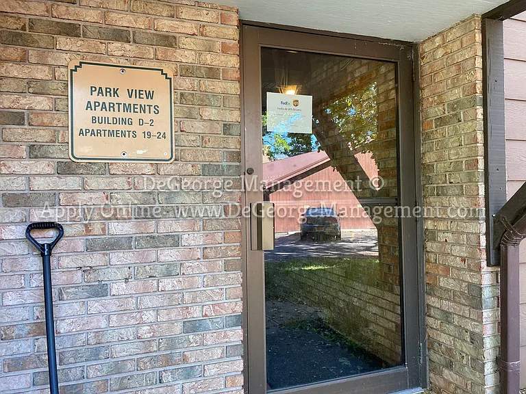 Parkview Apartments — Photo 58