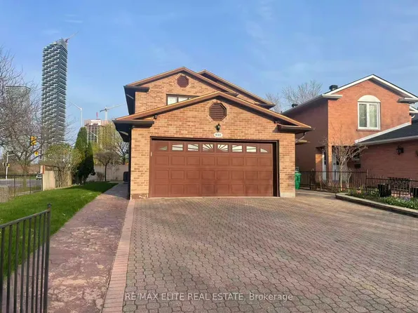 4122 Sugarbush Rd, Mississauga, ON L5B 2Z8