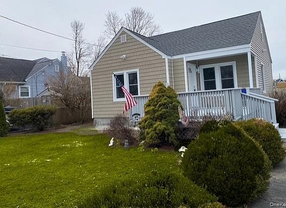 3rd image of 8 Grant Avenue