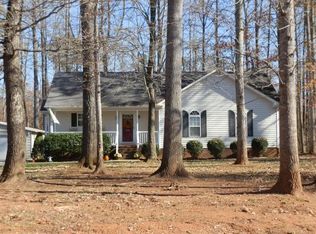 4438 Fairland Ct, Burlington, NC 27215