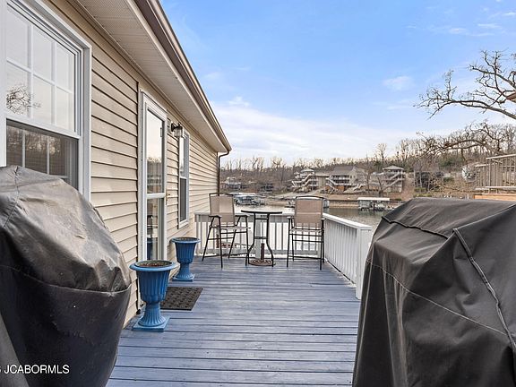 5th image of 30481 Edgeview Dr