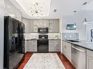 201 Arbor Lake Dr #2-301, Naples, FL 34110