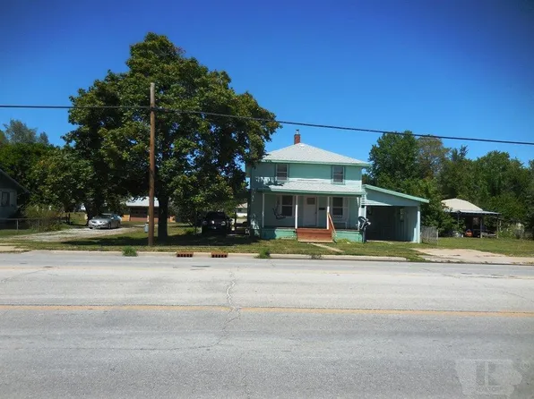 1861 Keokuk St, Hamilton, IL 62341