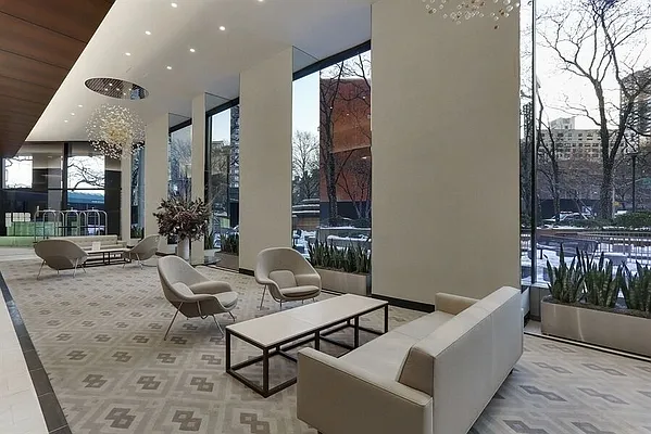 Rented by Luxury Habitat | media 25