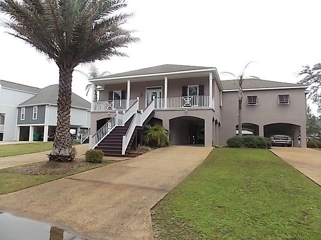 1st image of 100 Ashwood Dr