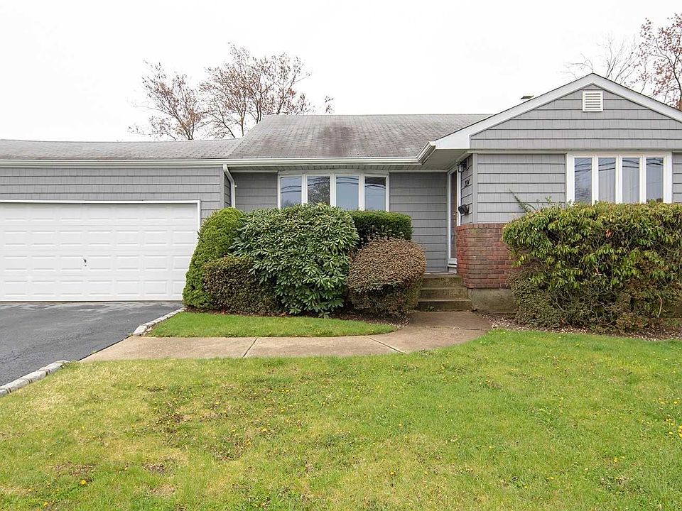 1st image of 224 Linden St