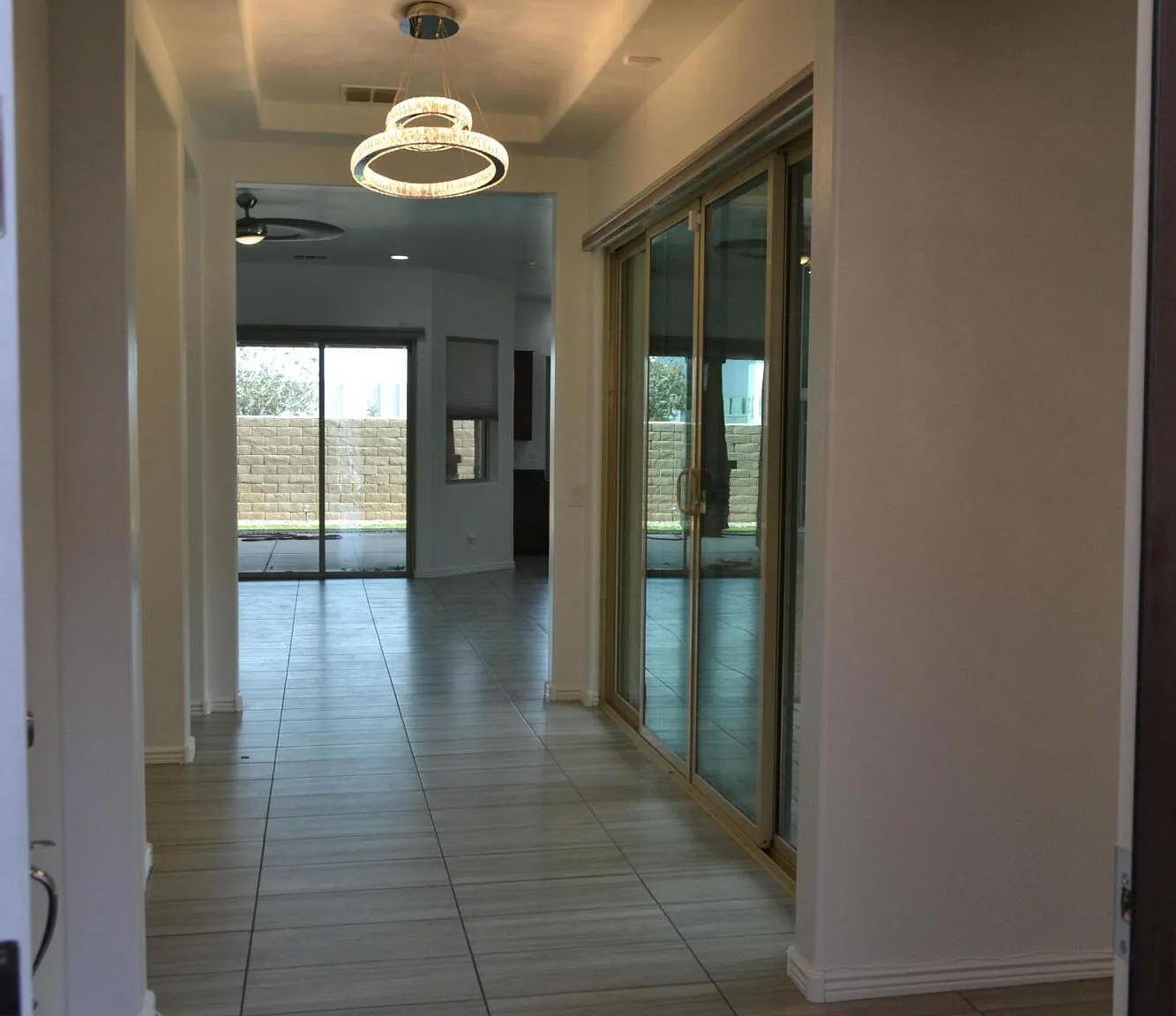 4 bed, 3.0 bath, 2554 sqft, $2,795 — Photo 3