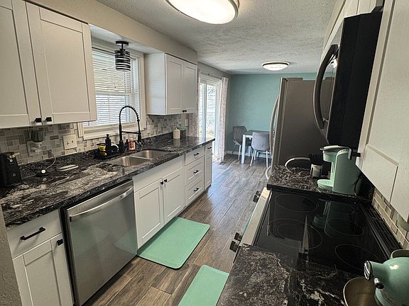 2nd image of 18 E 900 N