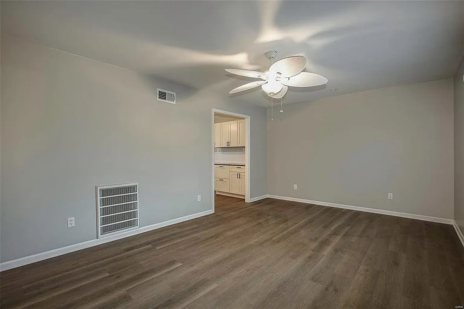 6332 Graham Rd — Photo 2