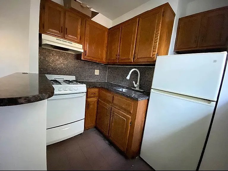 119 15th St #2B — Photo 6