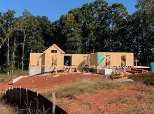 169 Elizabeth Ln, Newnan, GA 30265