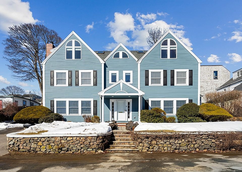 1st image of 10 Redstone Ln