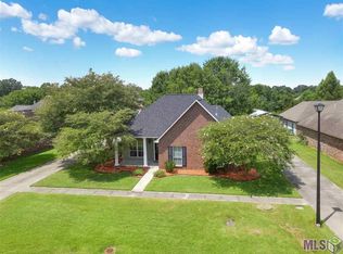10068 Summerfield Dr, Denham Springs, LA 70726