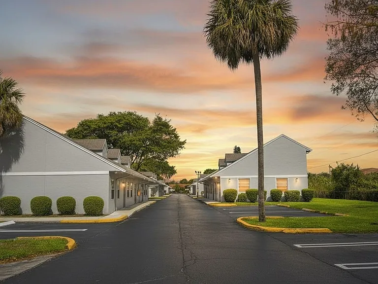 Wallis Townhomes - 5201 Wallis Rd West Palm Beach, FL 33415 — Photo 3