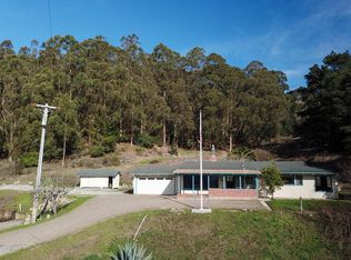 1 Hinton Ranch Rd, Pacifica, CA 94044