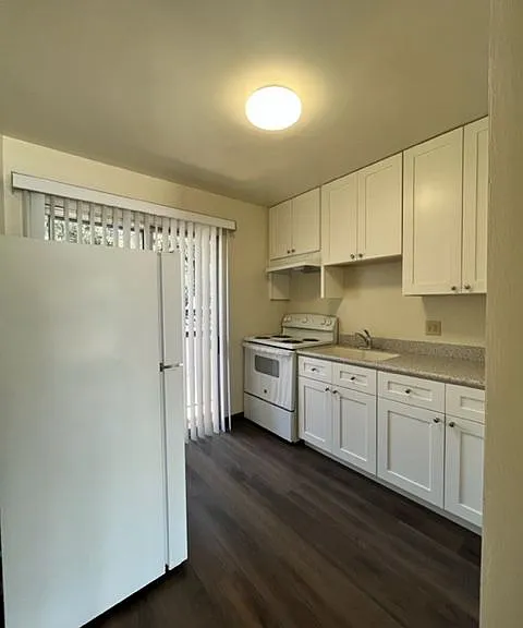 7840 Hanna St #D — Photo 2