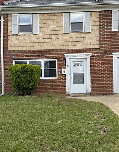 107 Briar Mills Dr Photo 1