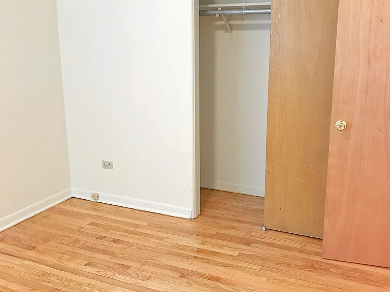 741 Mulford St #1N — Photo 9