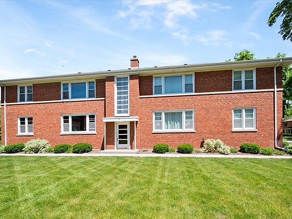 2nd image of 12 N Home Ave #2W