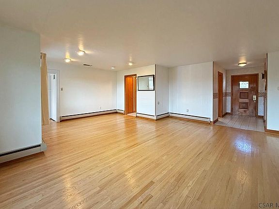 5th image of 331 Penn Ave