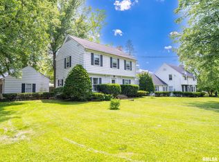 142 E Oak Park Dr, Peoria, IL