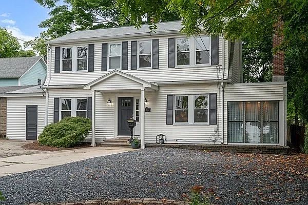 1st image of 99 Church St