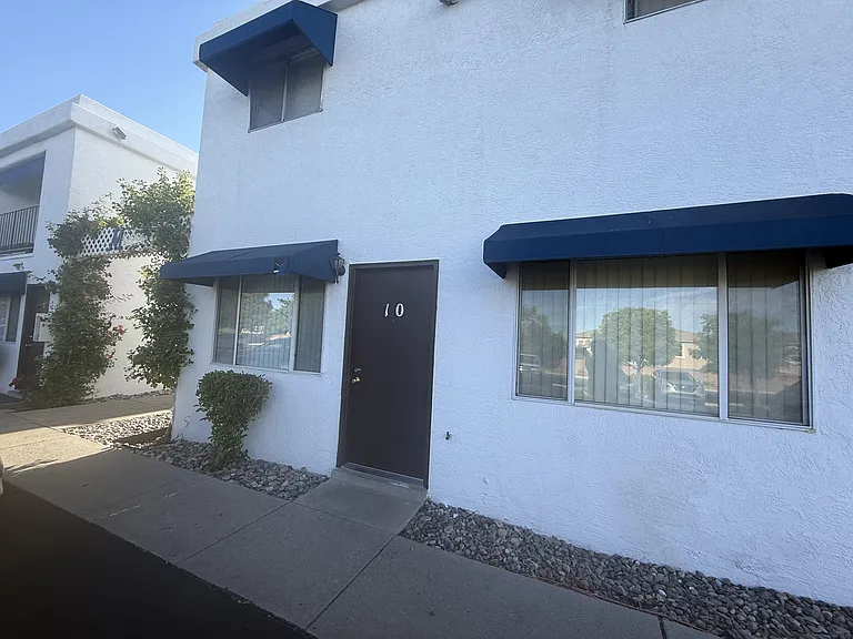 Morris Townhomes — Photo 28